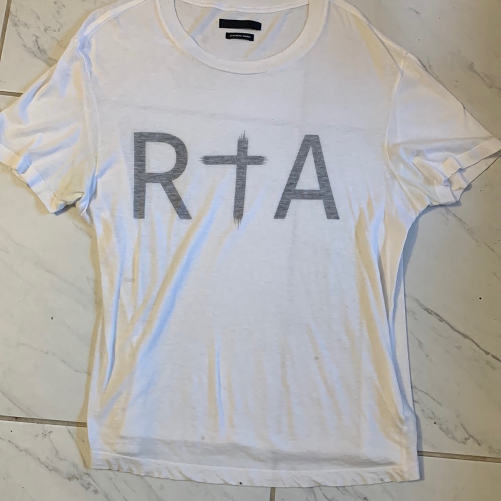 RTA TShirt M